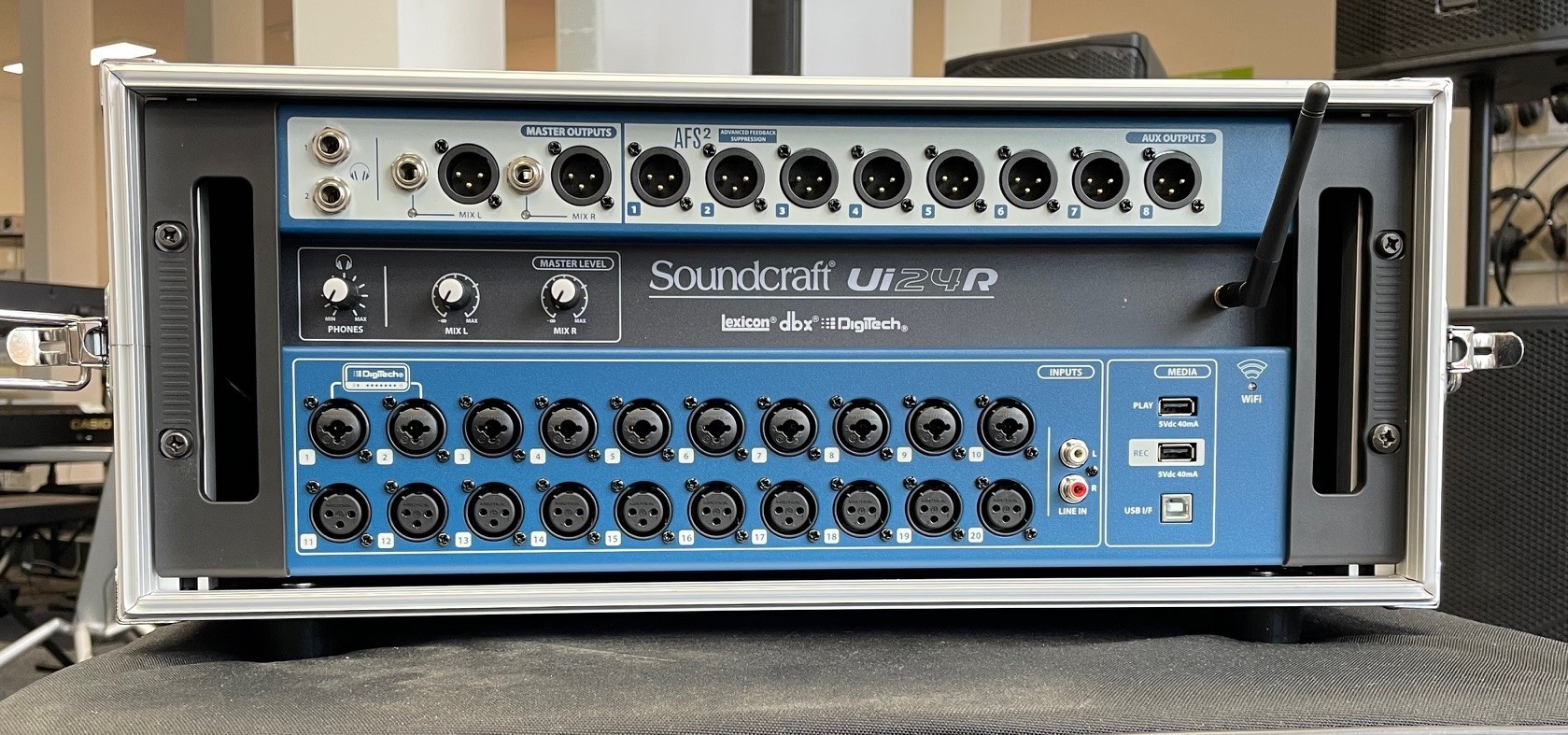 Soundcraft Ui 24R - Mietgerät