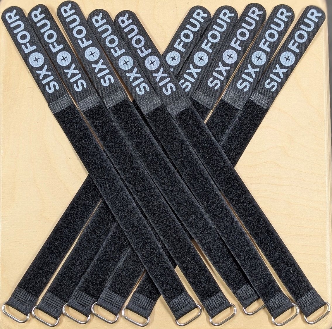 Adam Hall VR 2030 BLK Klett Kabelbinder mit Six+Four Logo 10er Pack