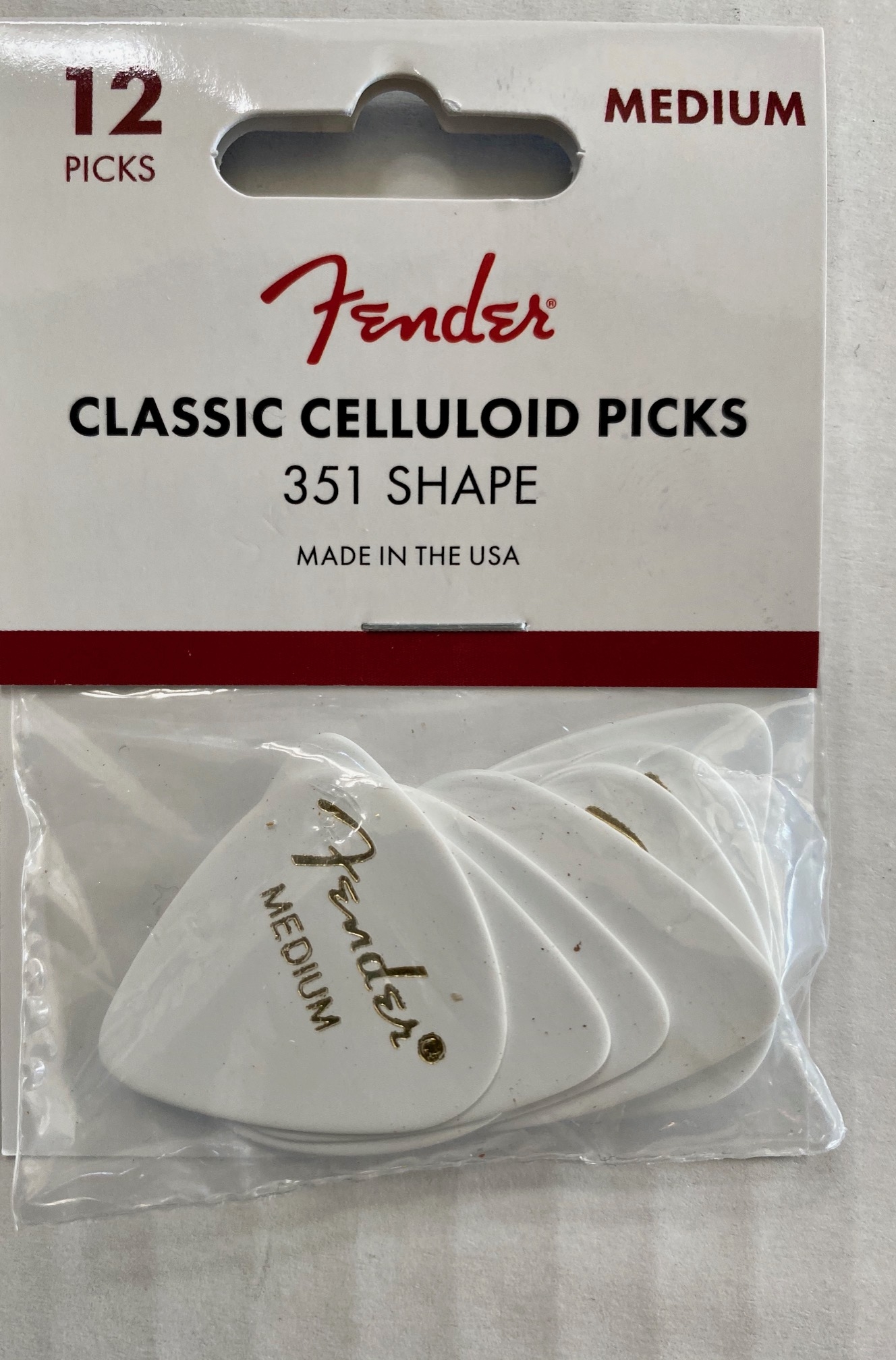 Fender 351 Classic White Medium Pick 12 Stück