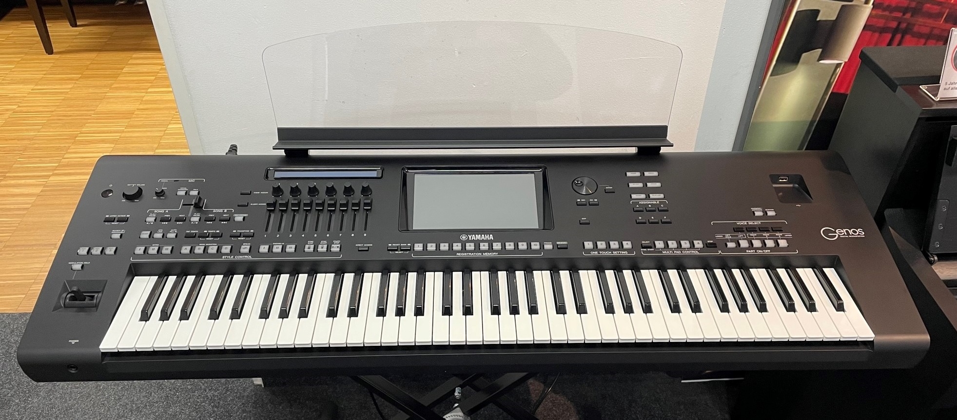 Yamaha GENOS - gebraucht-