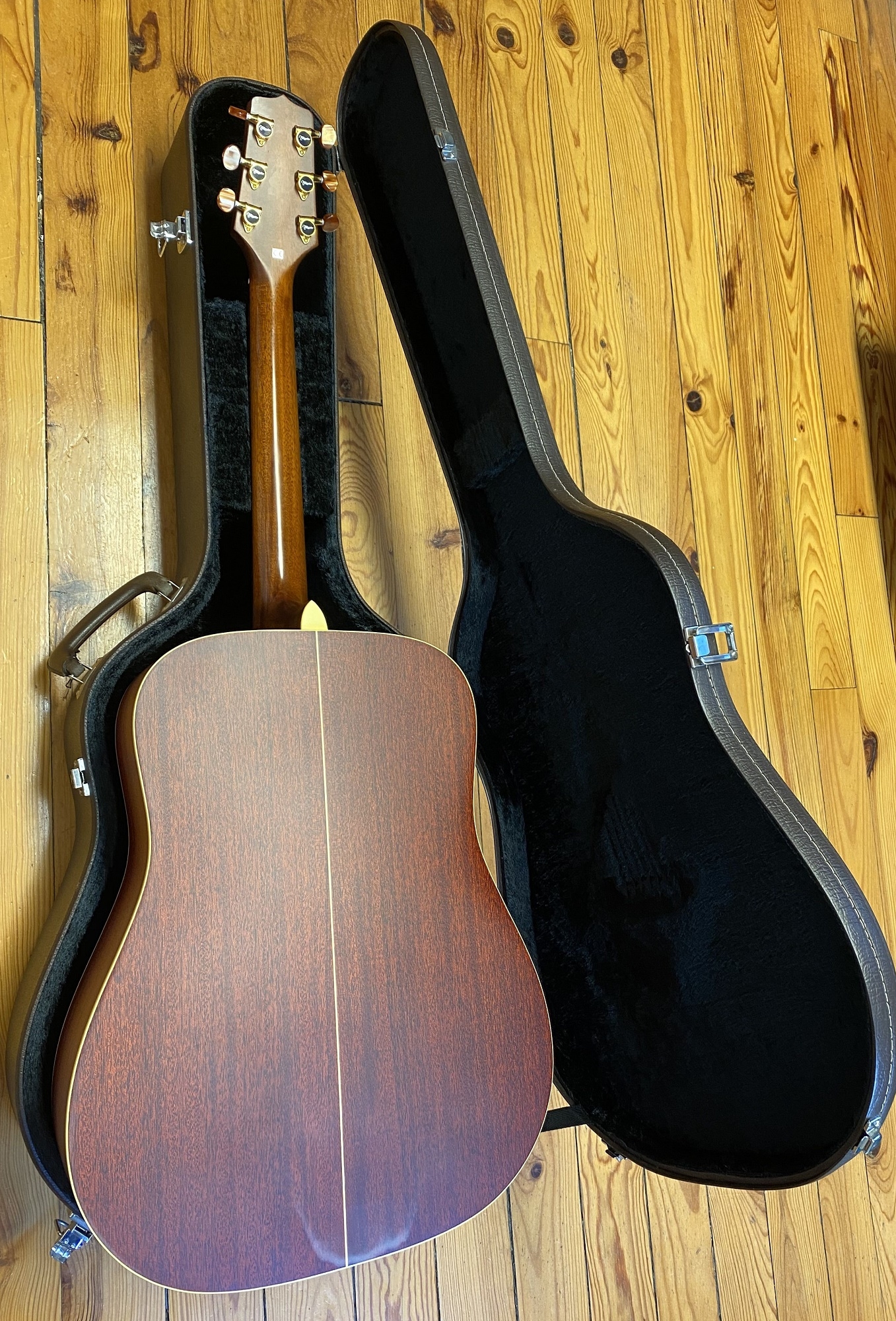 Takamine EN-10 mit Koffer -gebraucht-