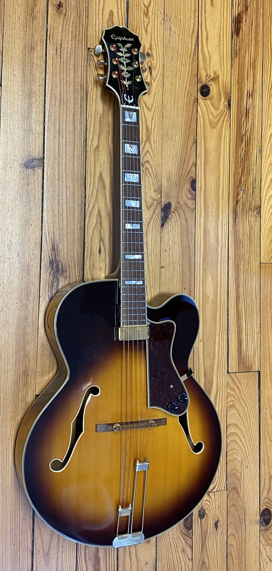 Epiphone Emperor AS Antique Sunburst -gebraucht-