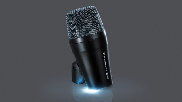 Sennheiser E902