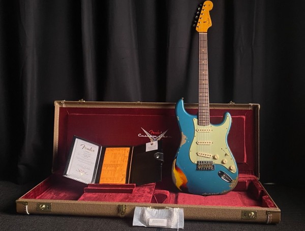Fender 1961 Stratocaster Heavy Relic Aged Ocean Turquoise over 3-Color Sunburst -Black Week Deal-