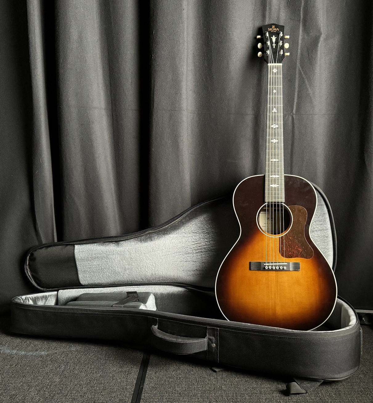 gebrauchte Instrumente & Verstärker Gitarre & Bass SIX + FOUR
