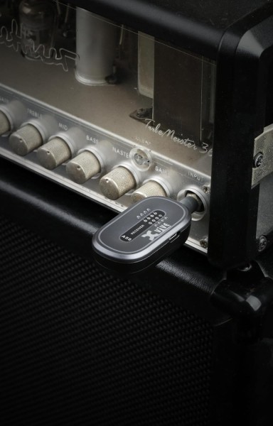 Xvive AC58 Wireless System Bundle mit Ladebox