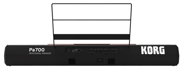 Korg Pa700