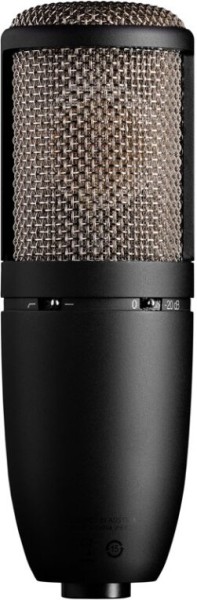 AKG P 420