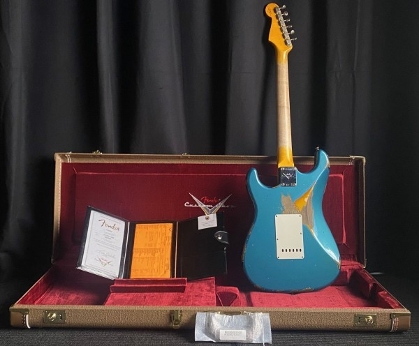Fender 1961 Stratocaster Heavy Relic Aged Ocean Turquoise over 3-Color Sunburst -Black Week Deal-